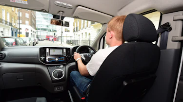 Nissan e-NV200 Combi - driving