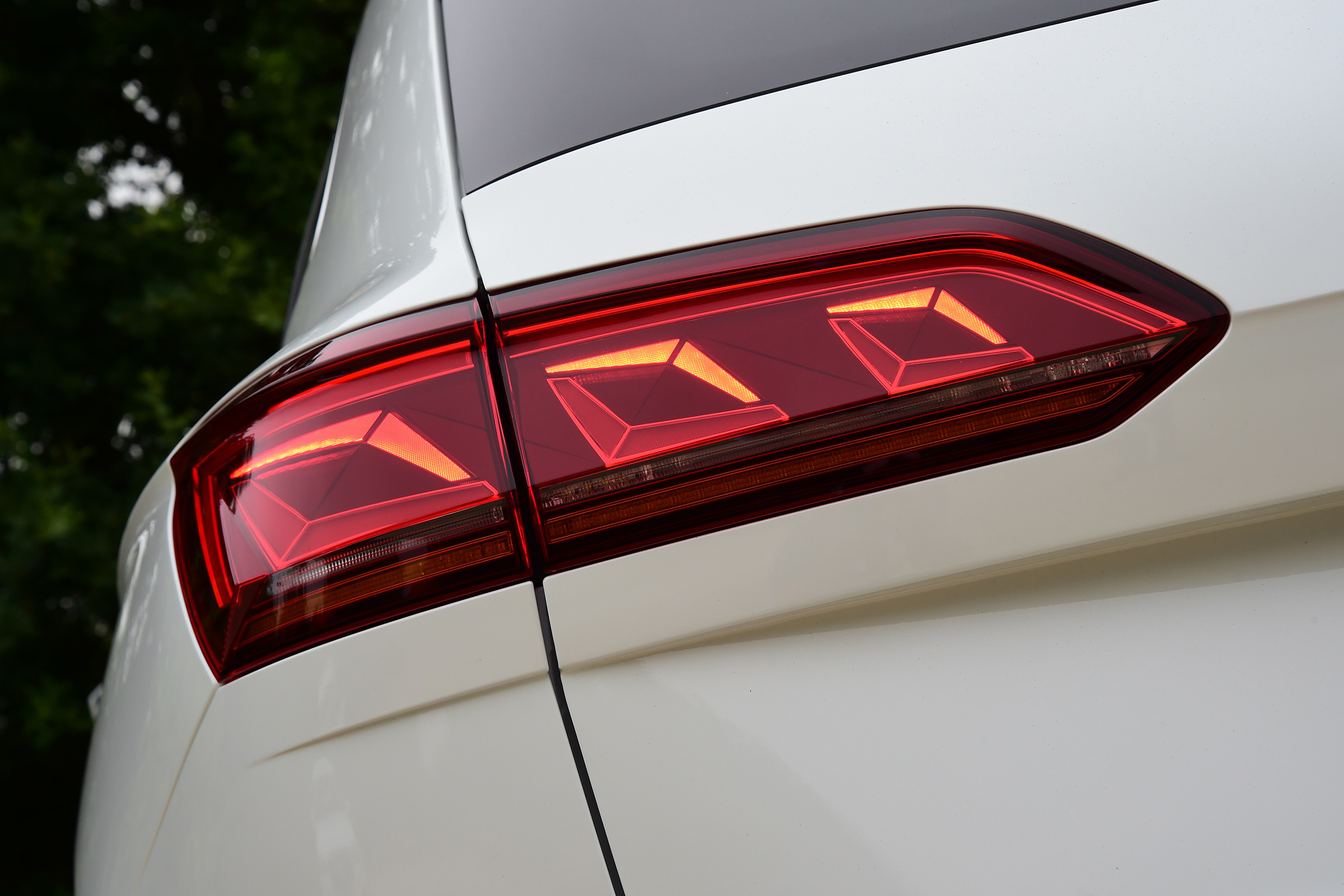 Volkswagen Touareg - taillight