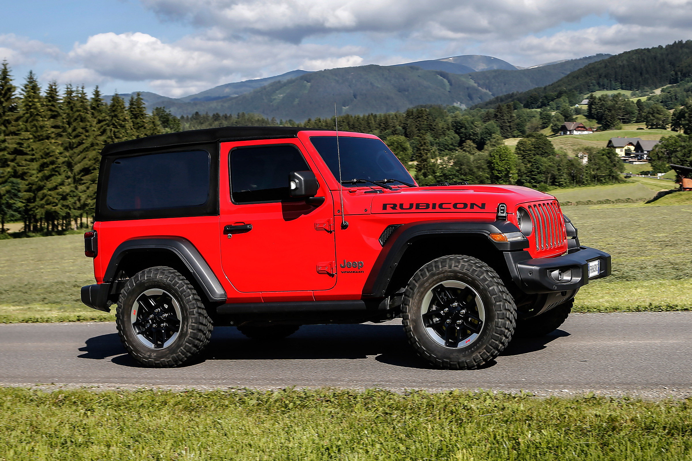 New Jeep Wrangler Rubicon - front