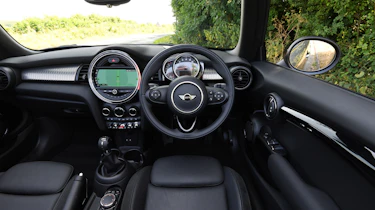 MINI Cooper S Convertible - cabin
