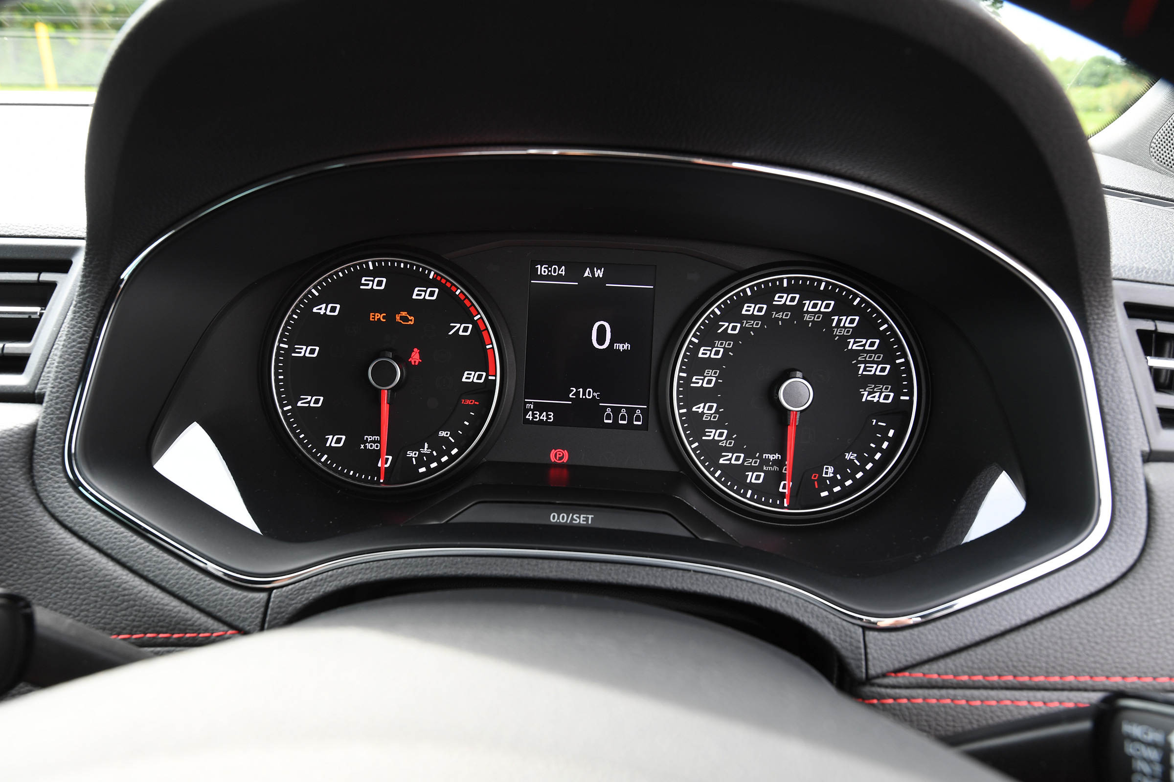 SEAT Arona - speedo