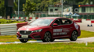 MG6 - track