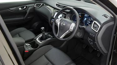 Used Nissan X-Trail - dash