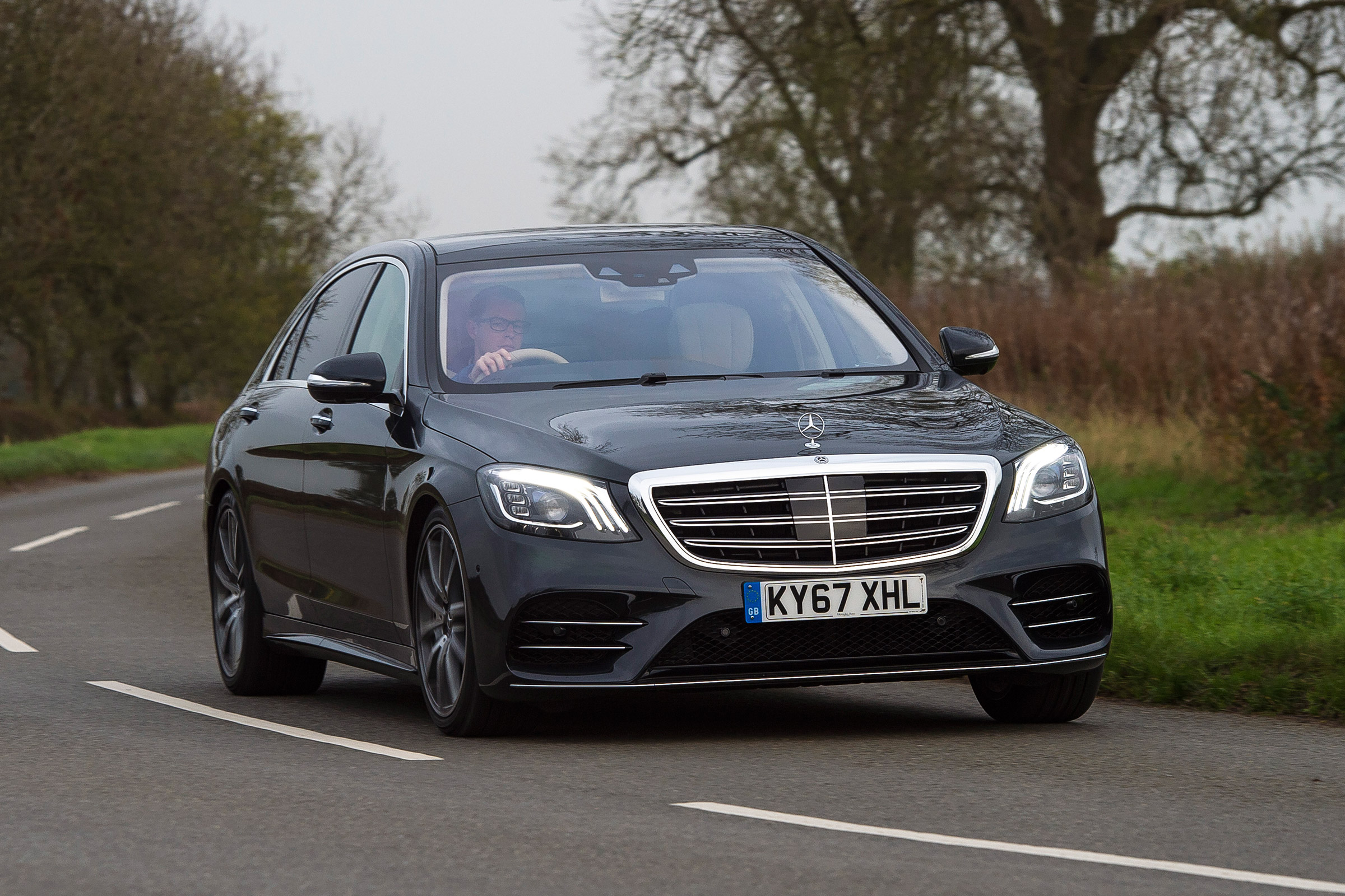 Mercedes S-Class - front cornering