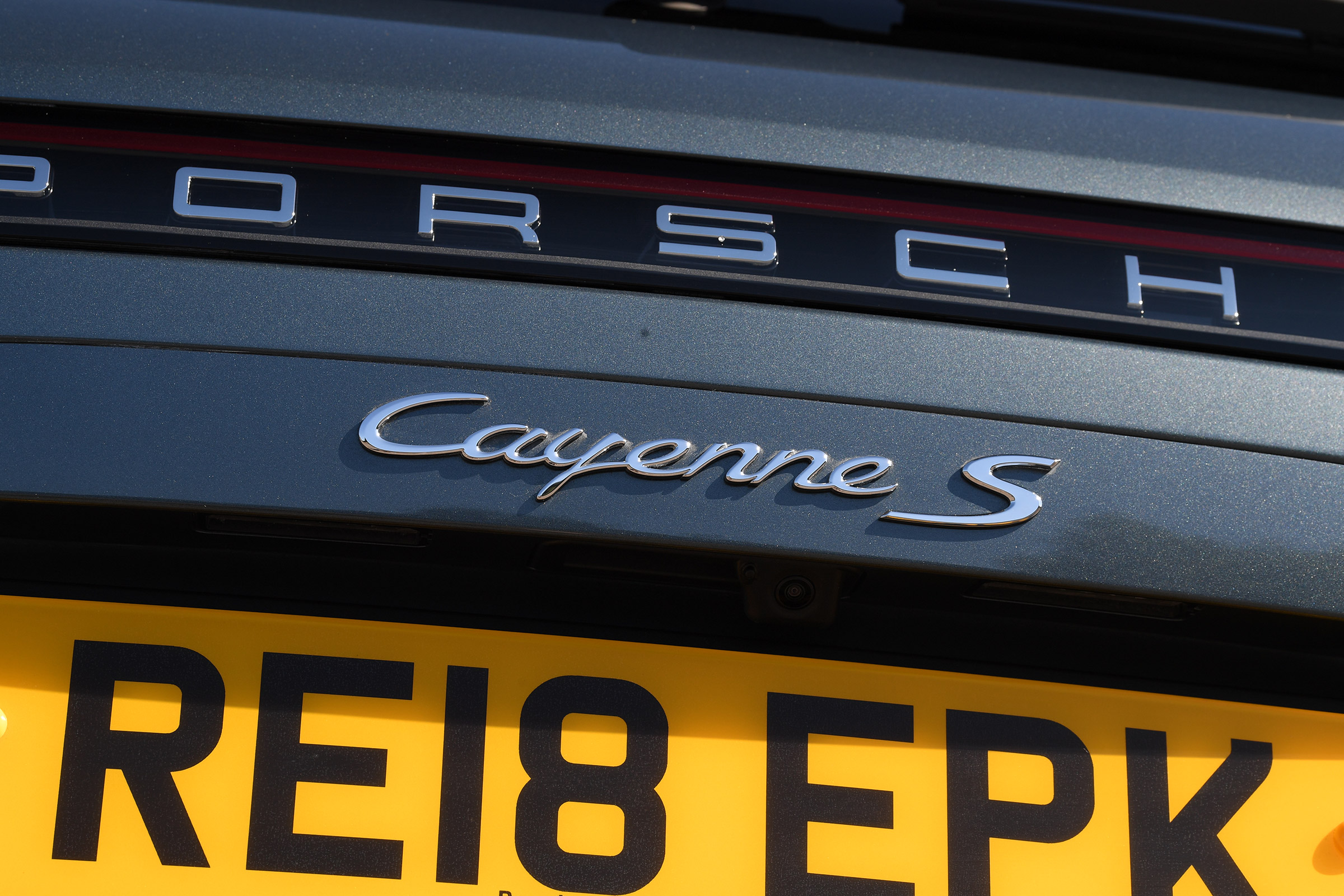 Porsche Cayenne S - Cayenne S badge