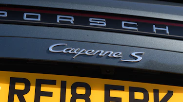 Porsche Cayenne S - Cayenne S badge