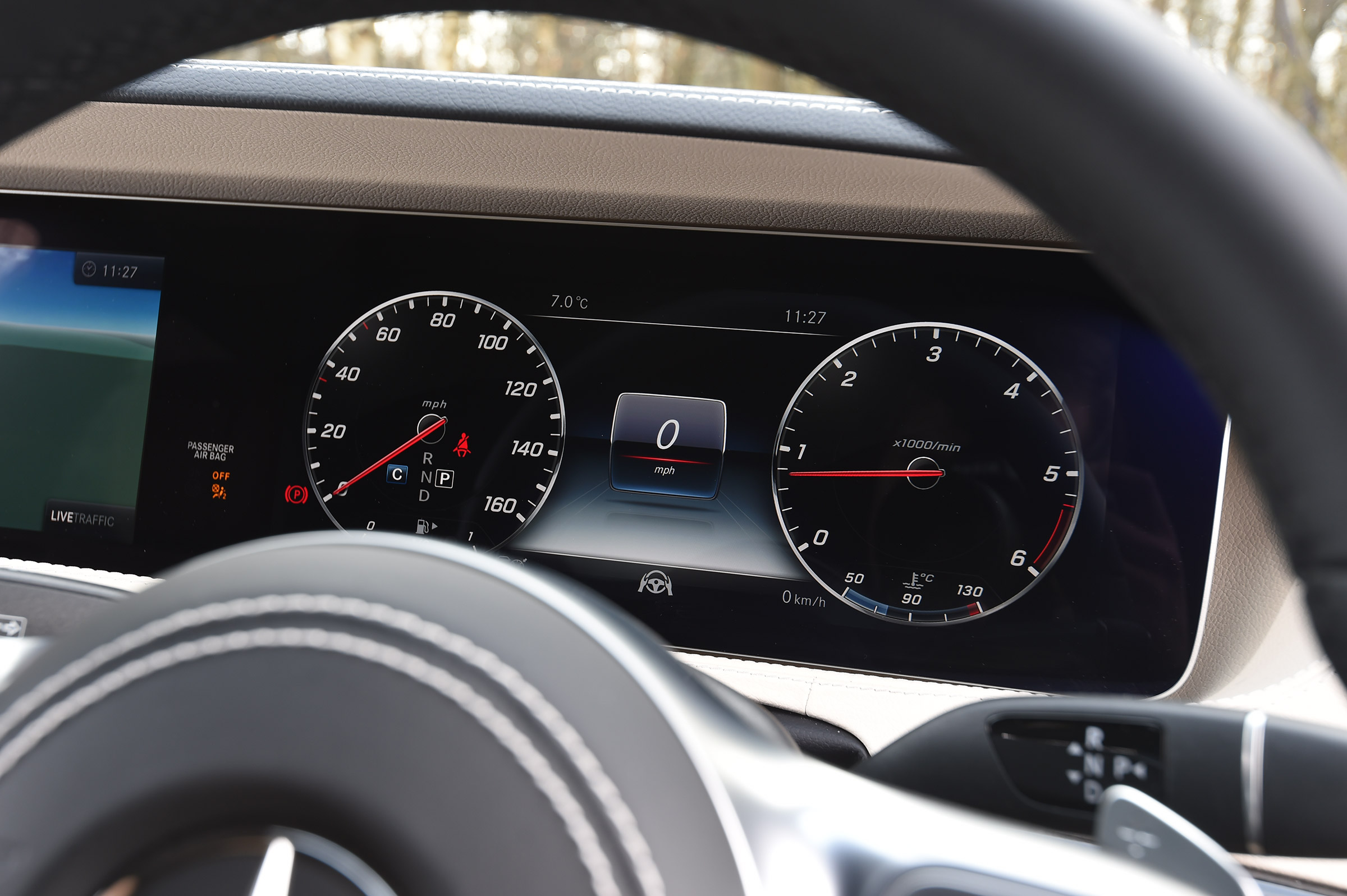 Mercedes S-Class - dials
