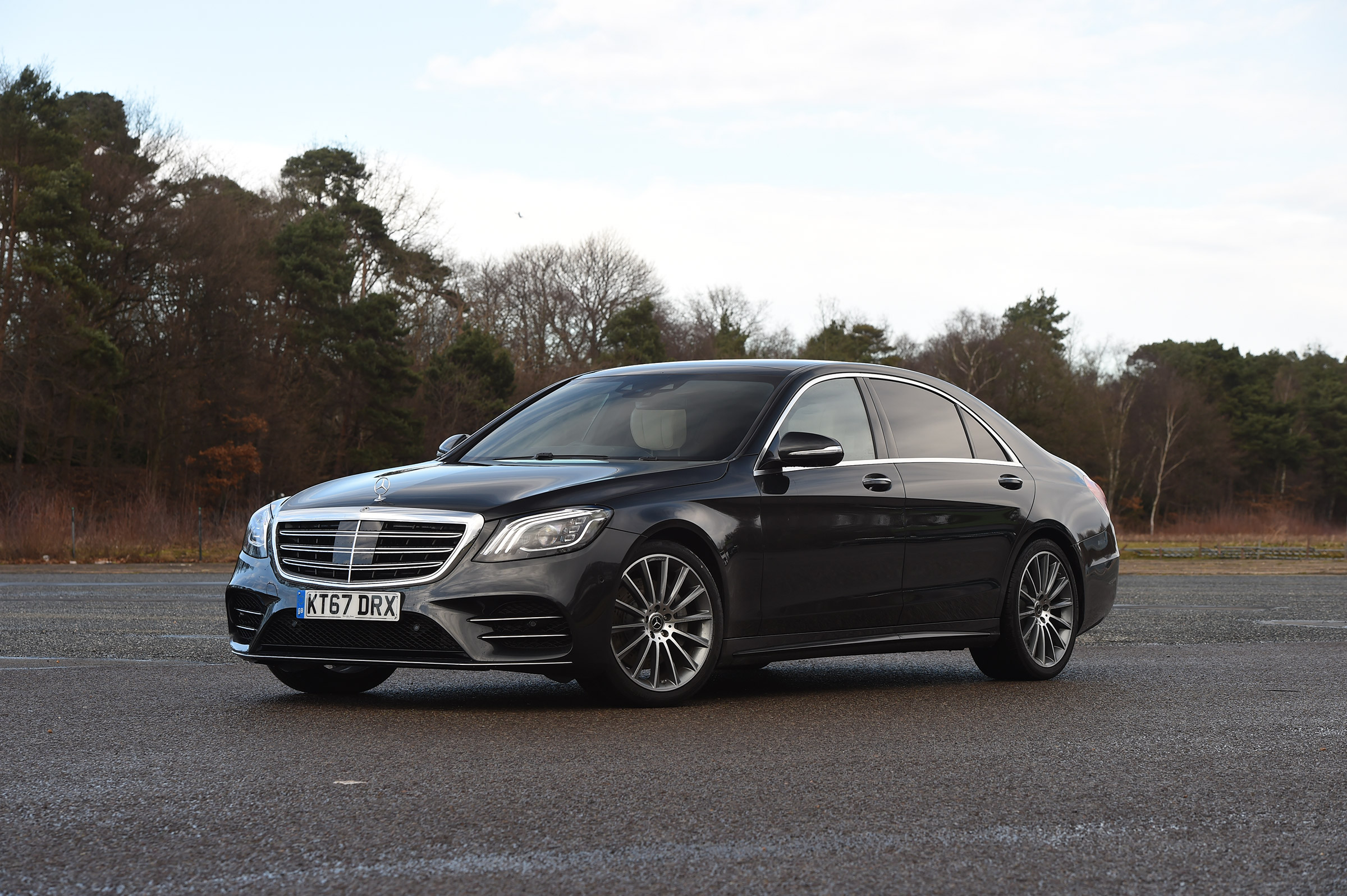 Mercedes S-Class - front static