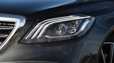 Mercedes S-Class - front light