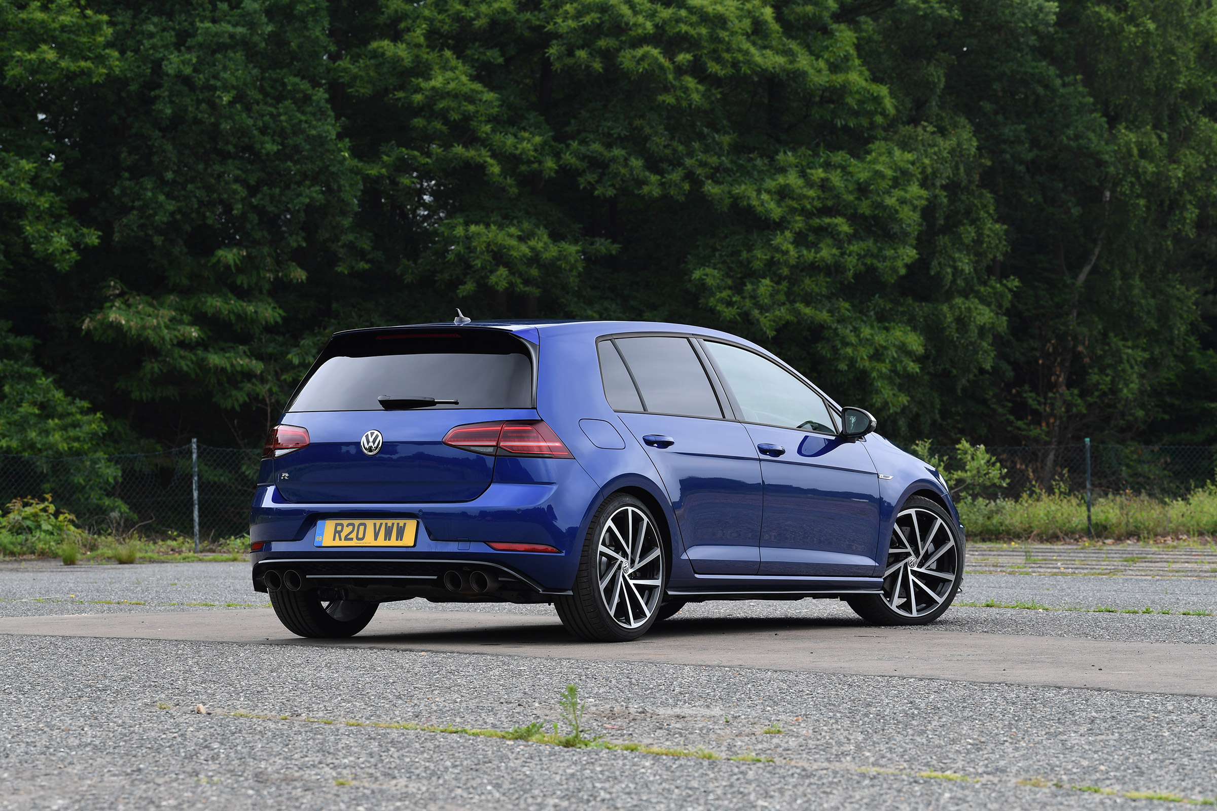 Volkswagen Golf R - rear static