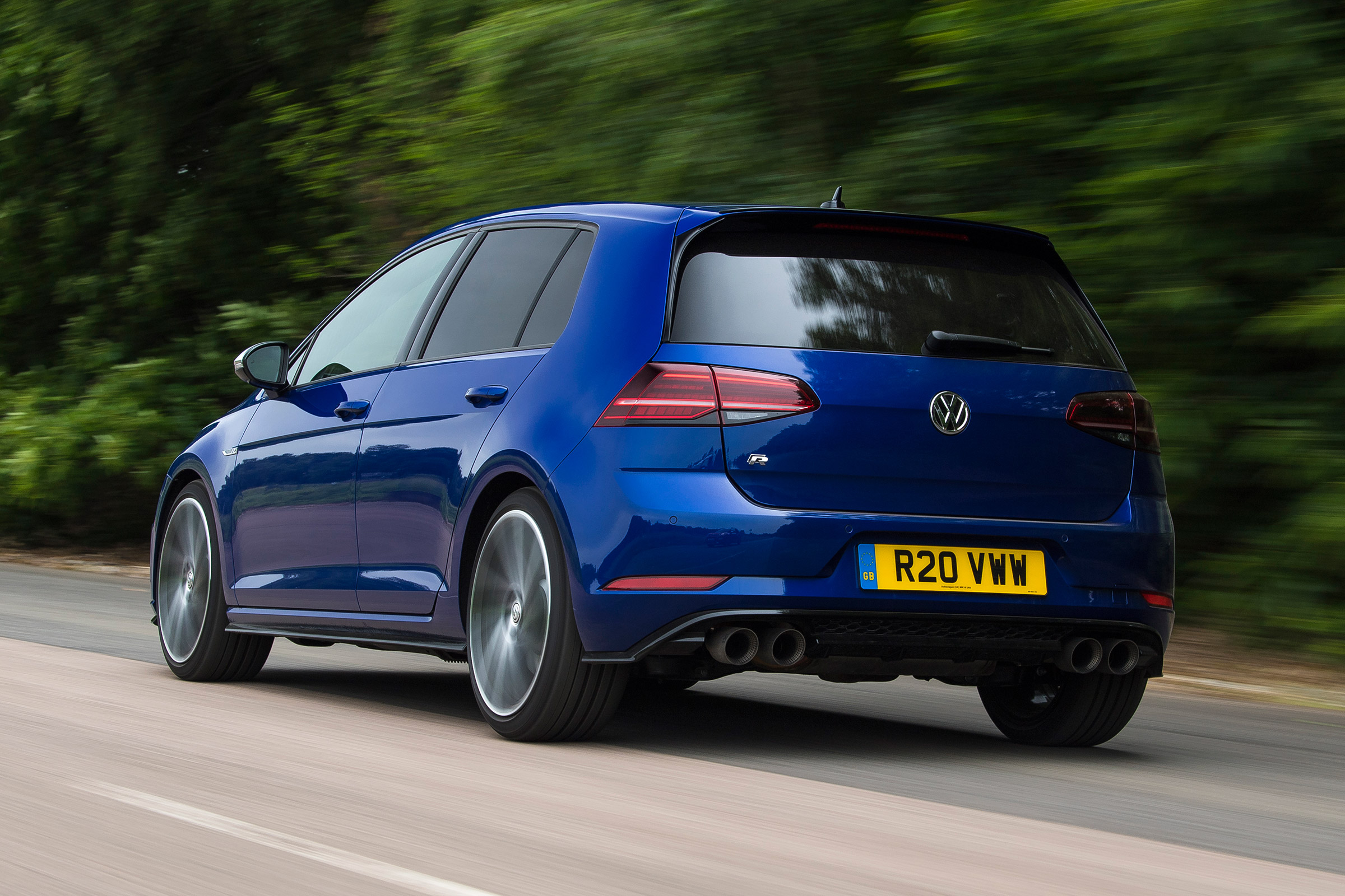 Volkswagen Golf R - rear