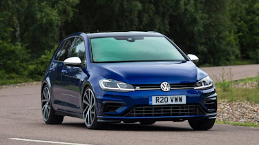 Volkswagen Golf R - front action