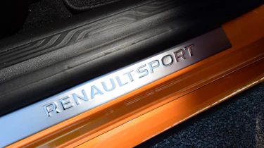 Renault Megane RS - sill