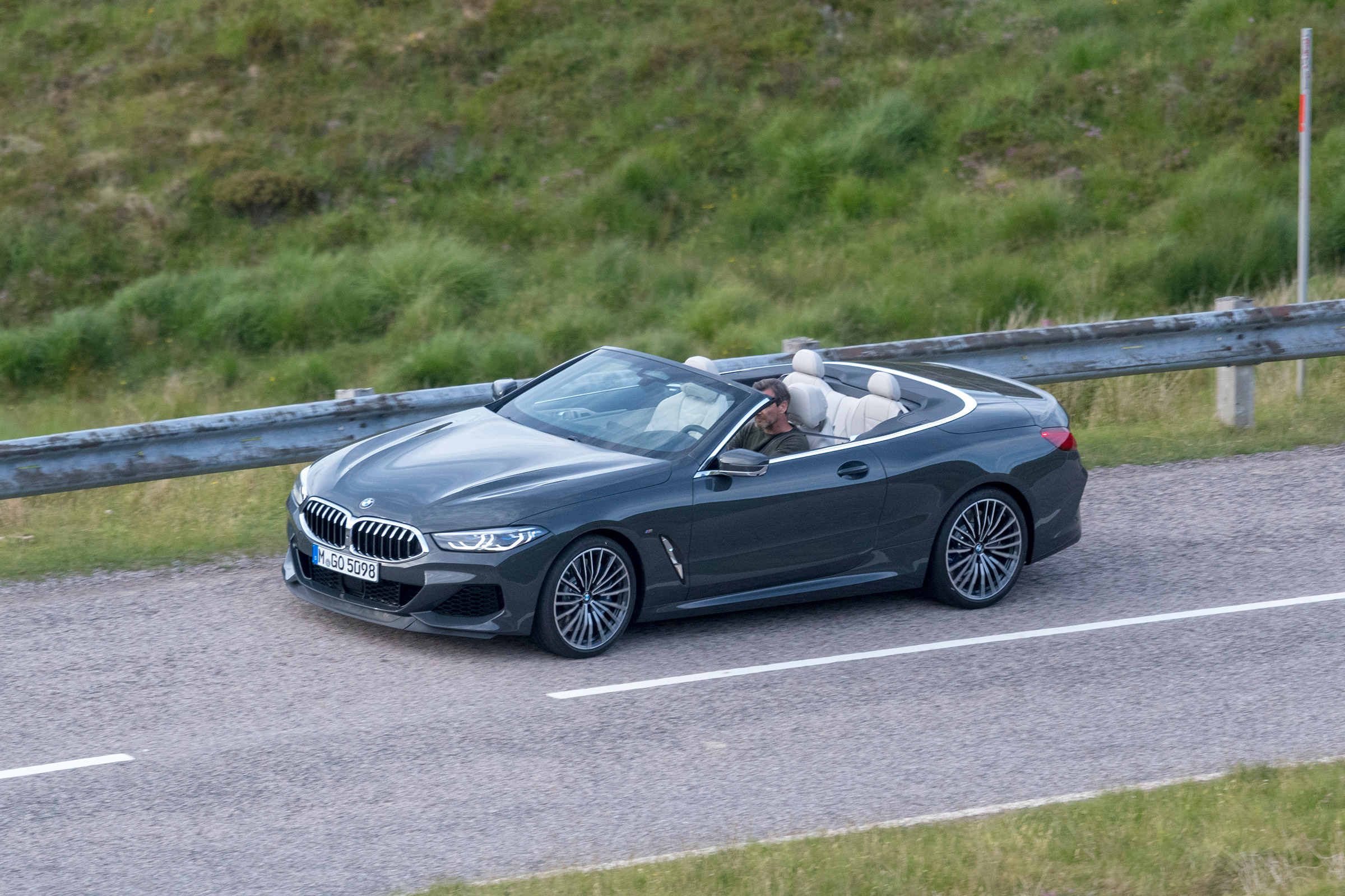 BMW 8 Series Convertible - spyshot 