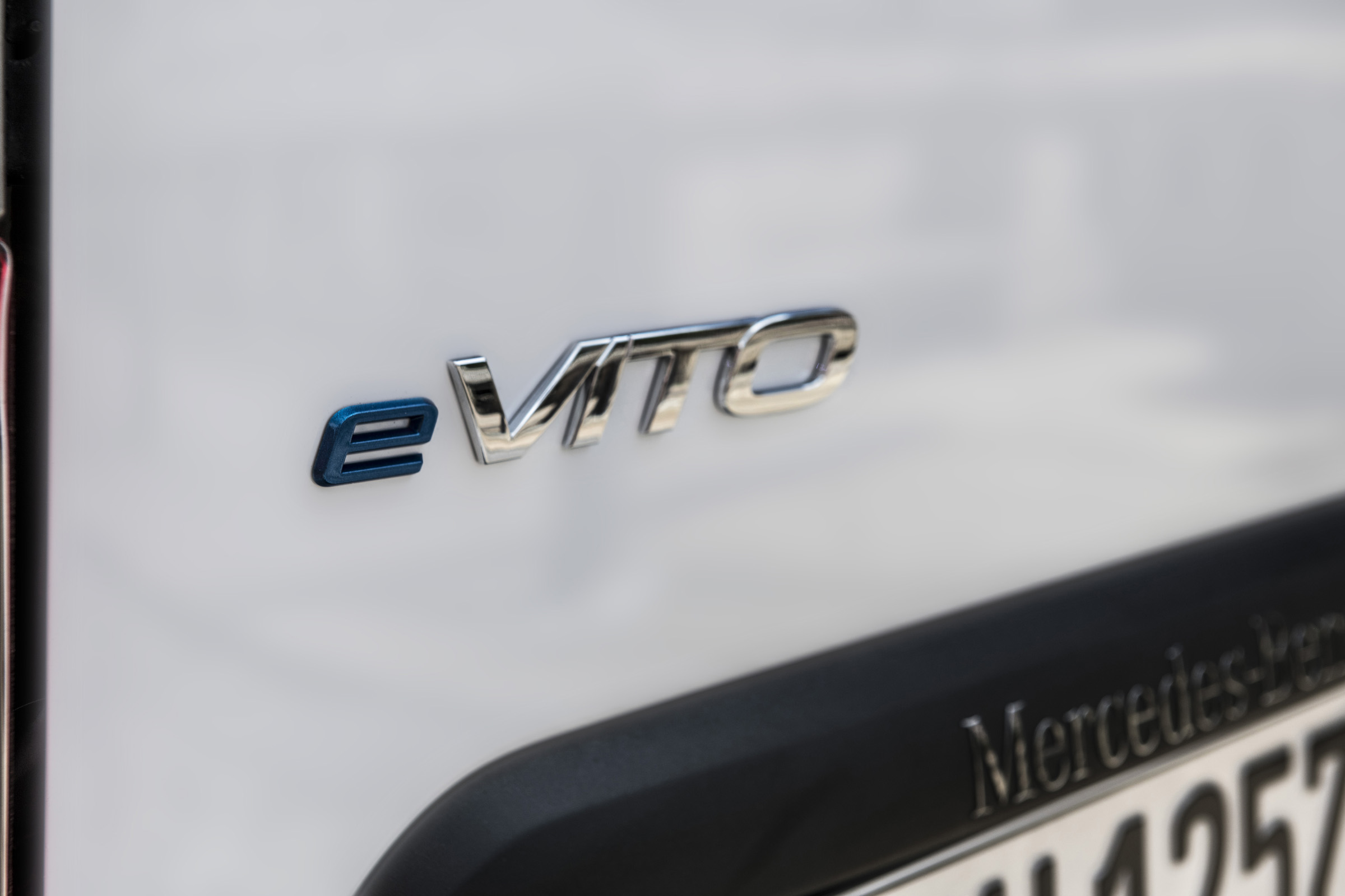 Mercedes eVito - badge