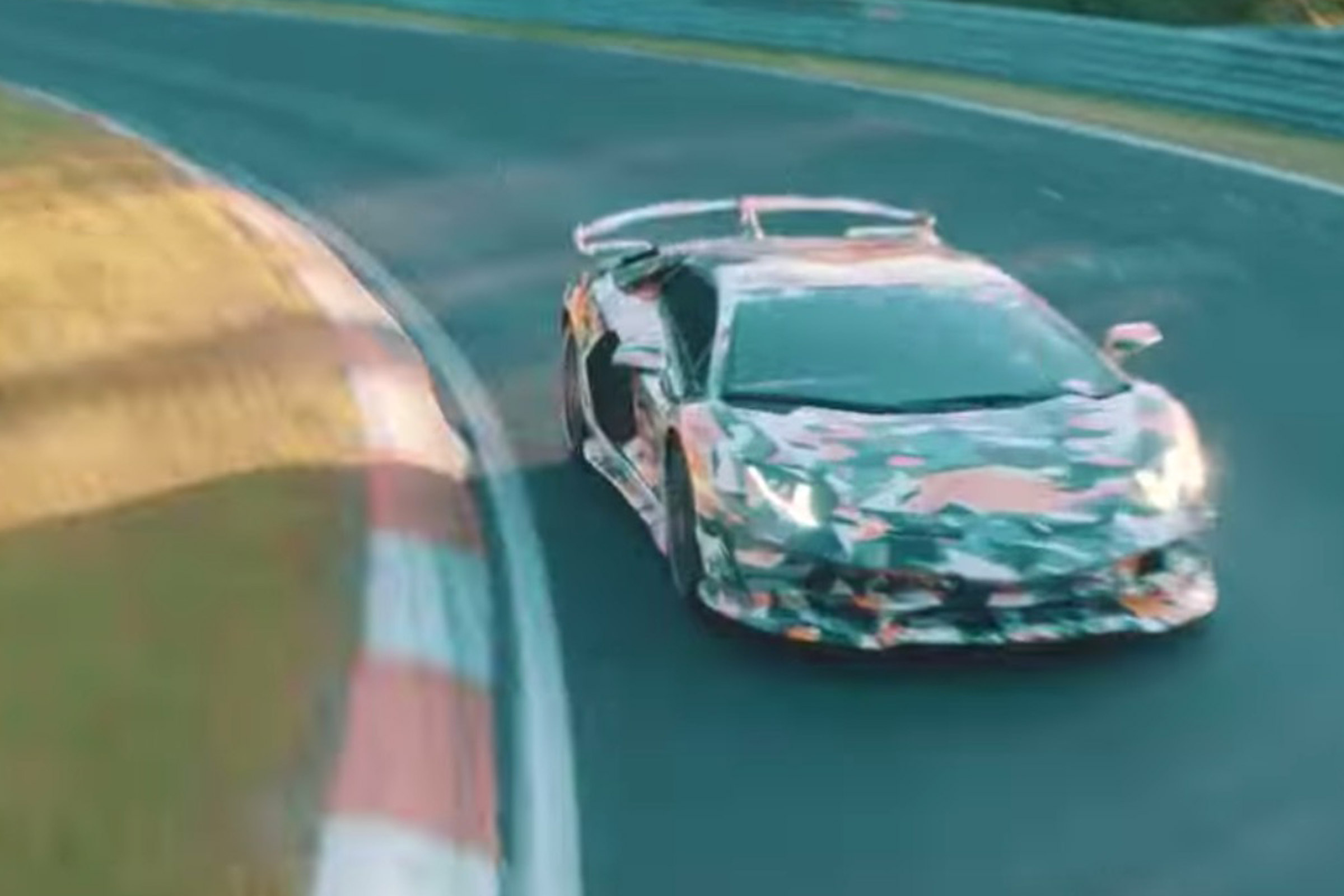 Lamborghini Aventador SVJ teaser vid