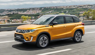 Suzuki Vitara - front