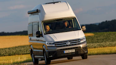 Volkswagen Grand California - front action