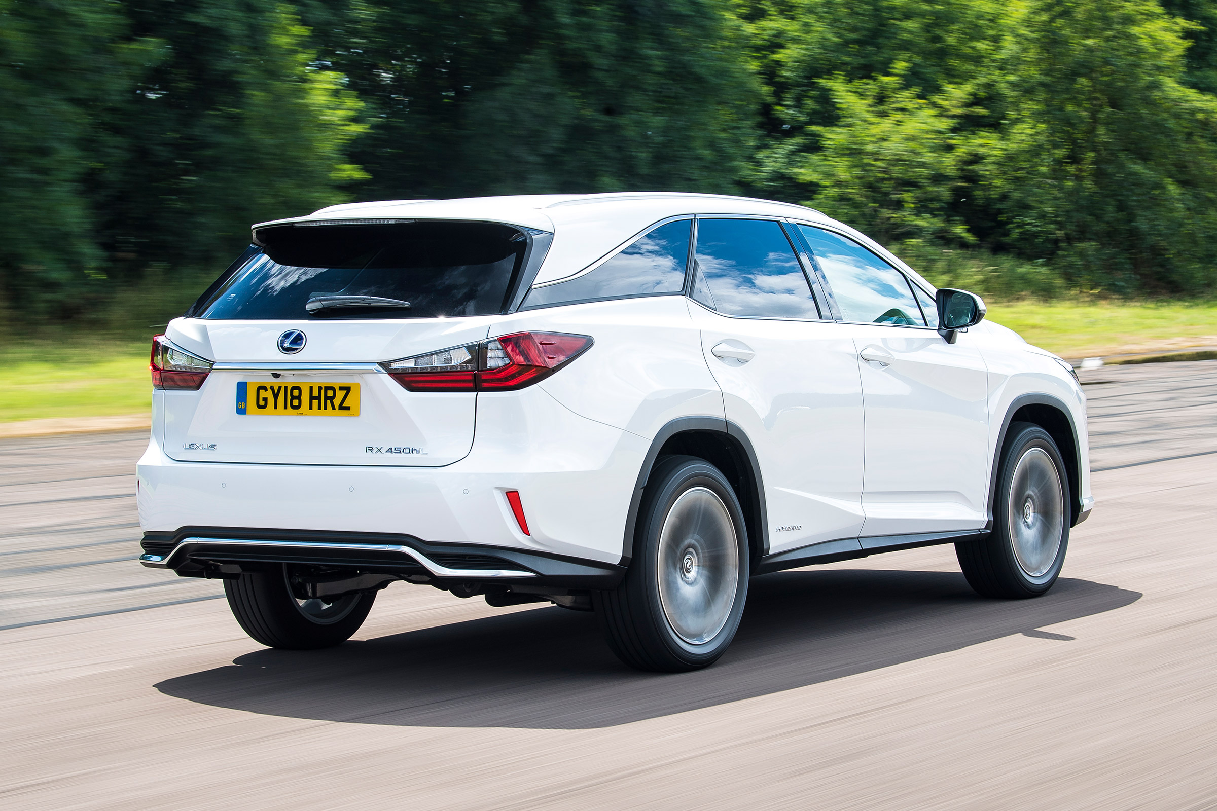 Lexus RX 450h L - rear