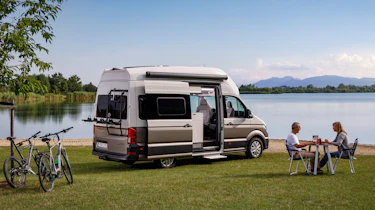 Volkswagen Grand California - side