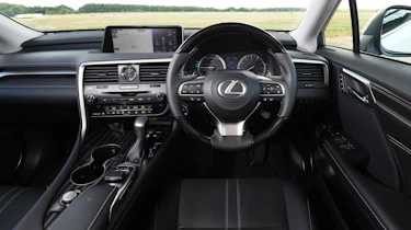 Lexus RX 450h L - dash