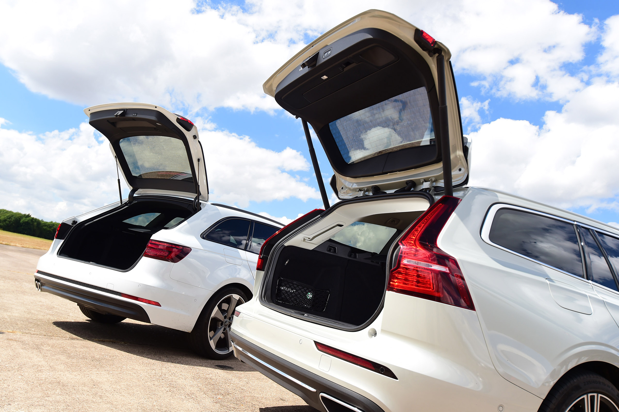 Volvo V60 vs Audi A4 Avant - boot