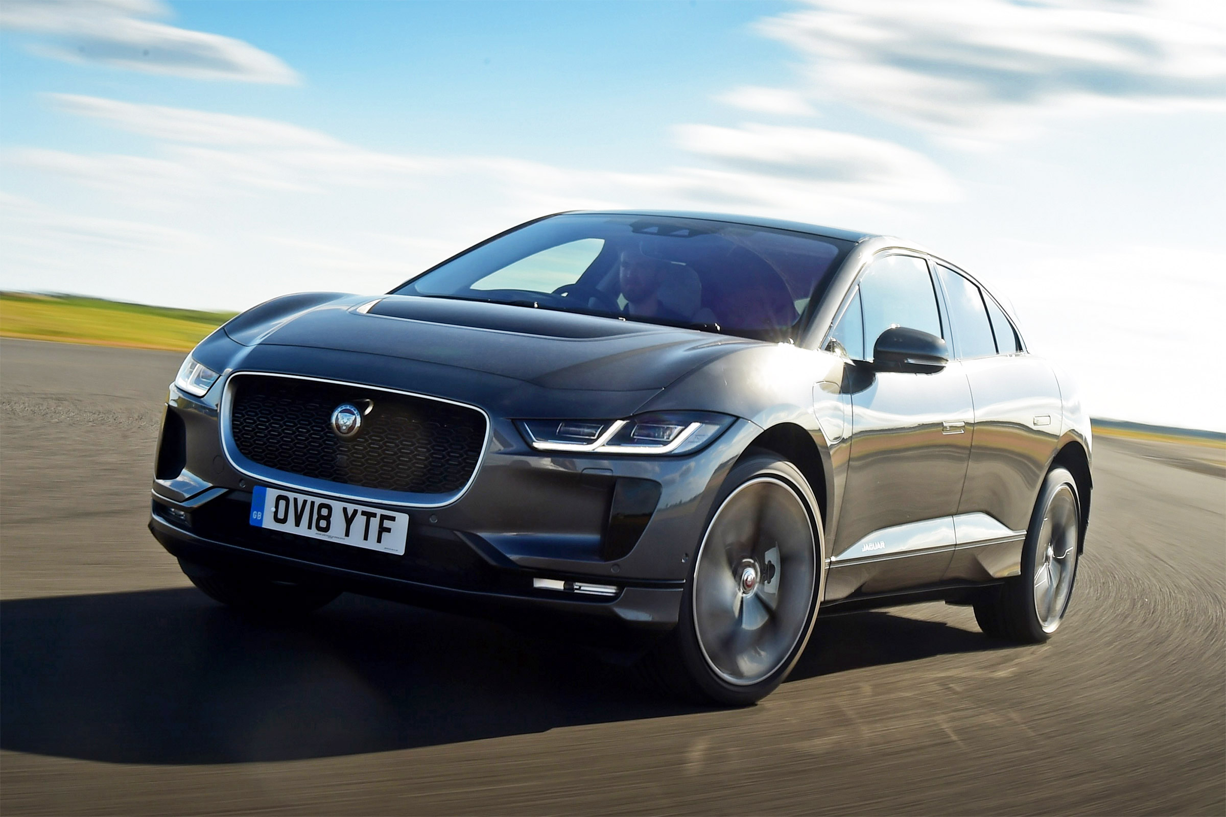 Best luxury cars - Jaguar I-Pace