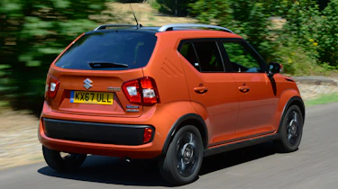 Suzuki Ignis - rear driving