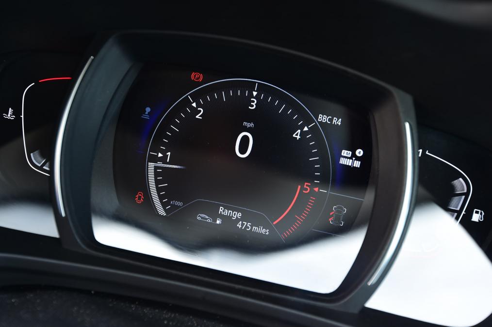 Used Renault Kadjar - dials