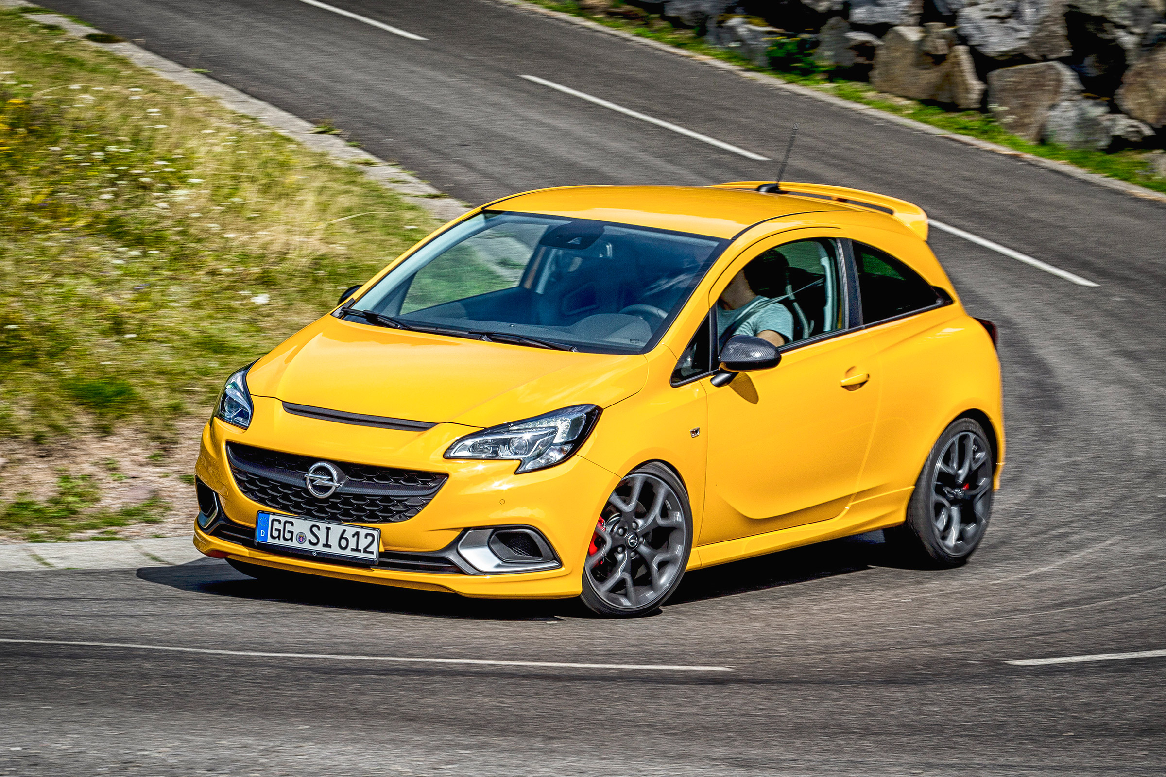 Vauxhall Corsa GSi - front cornering