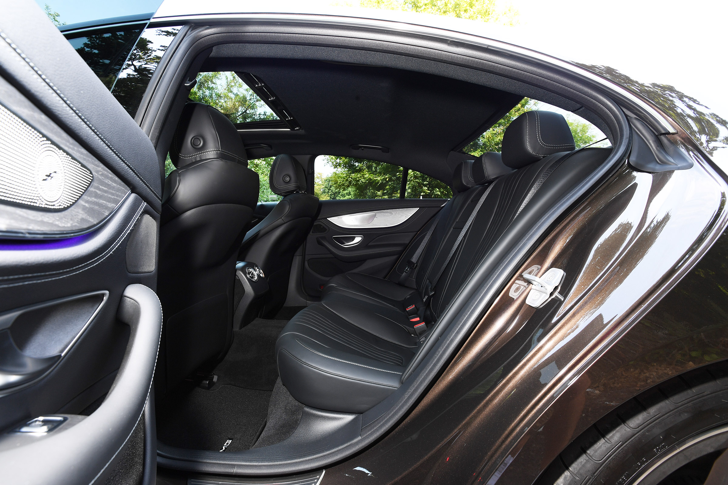 Mercedes CLS 350 d - rear seats