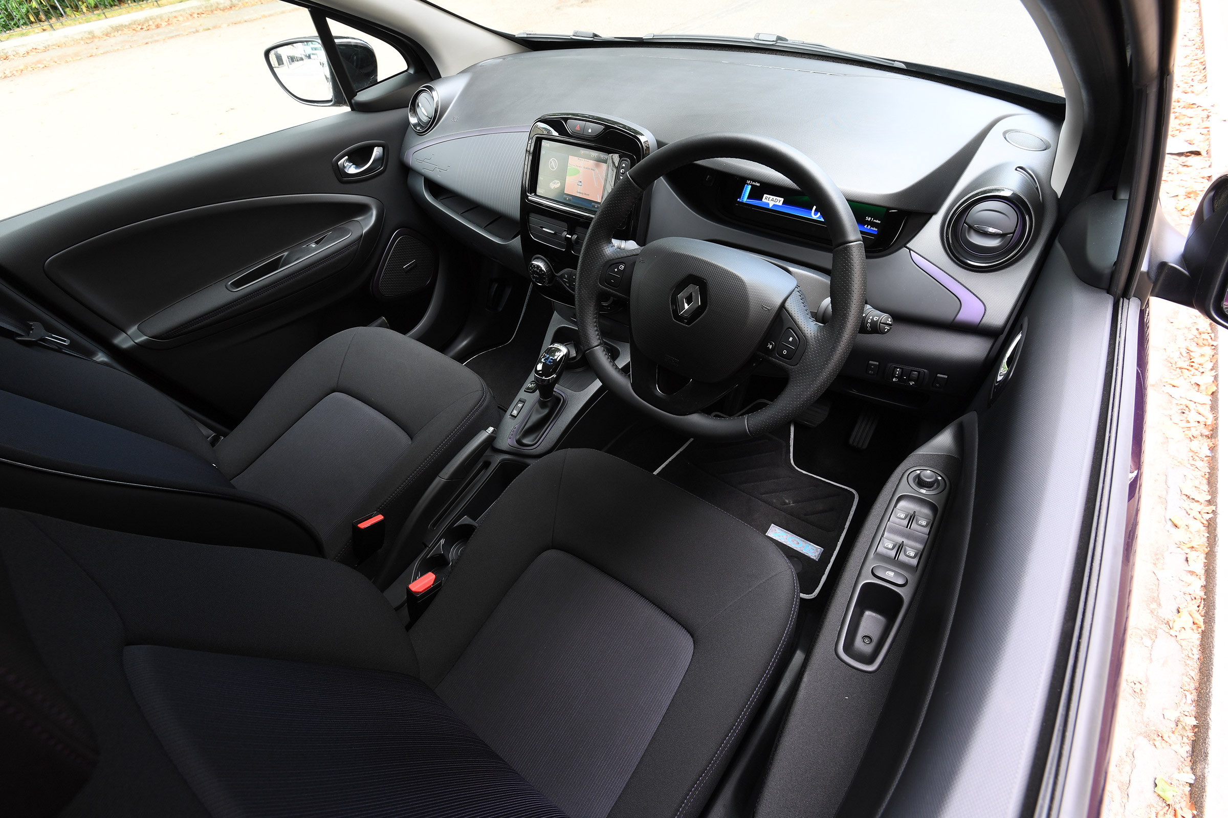 Renault ZOE R110 - interior