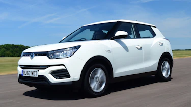 SsangYong Tivoli - front