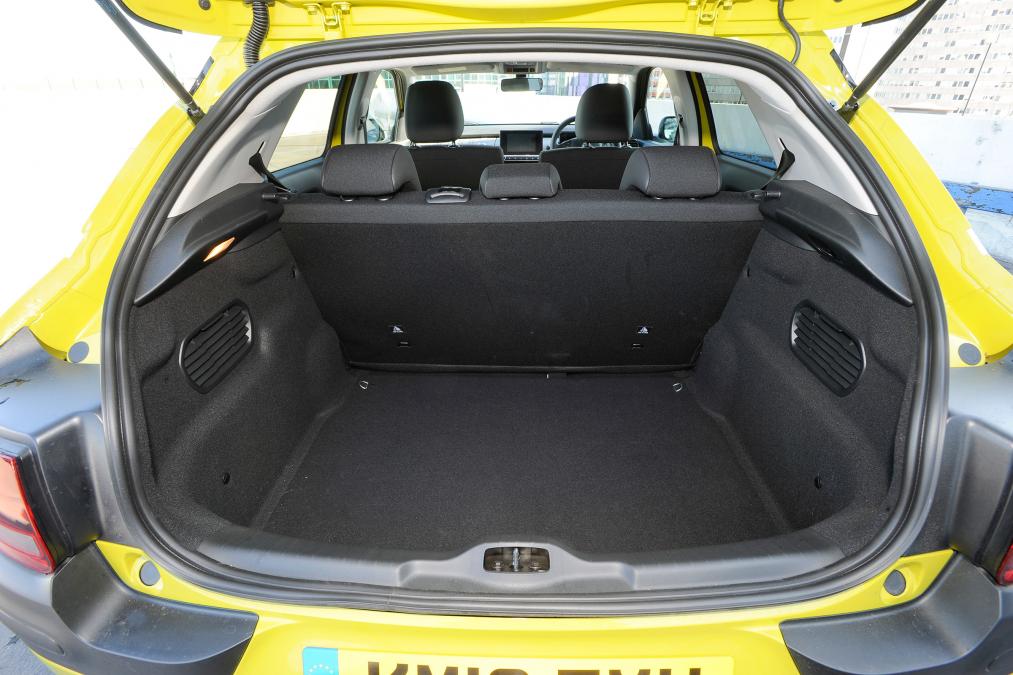 Used Citroen C4 Cactus - boot