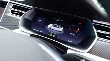 Tesla Model S 75D - dials