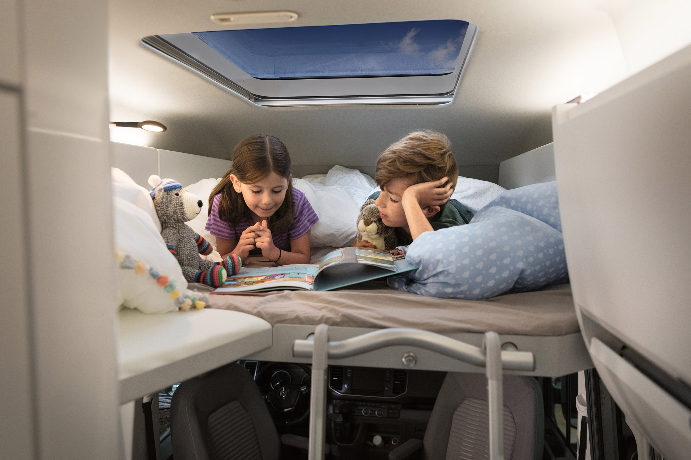 Volkswagen Grand California - children