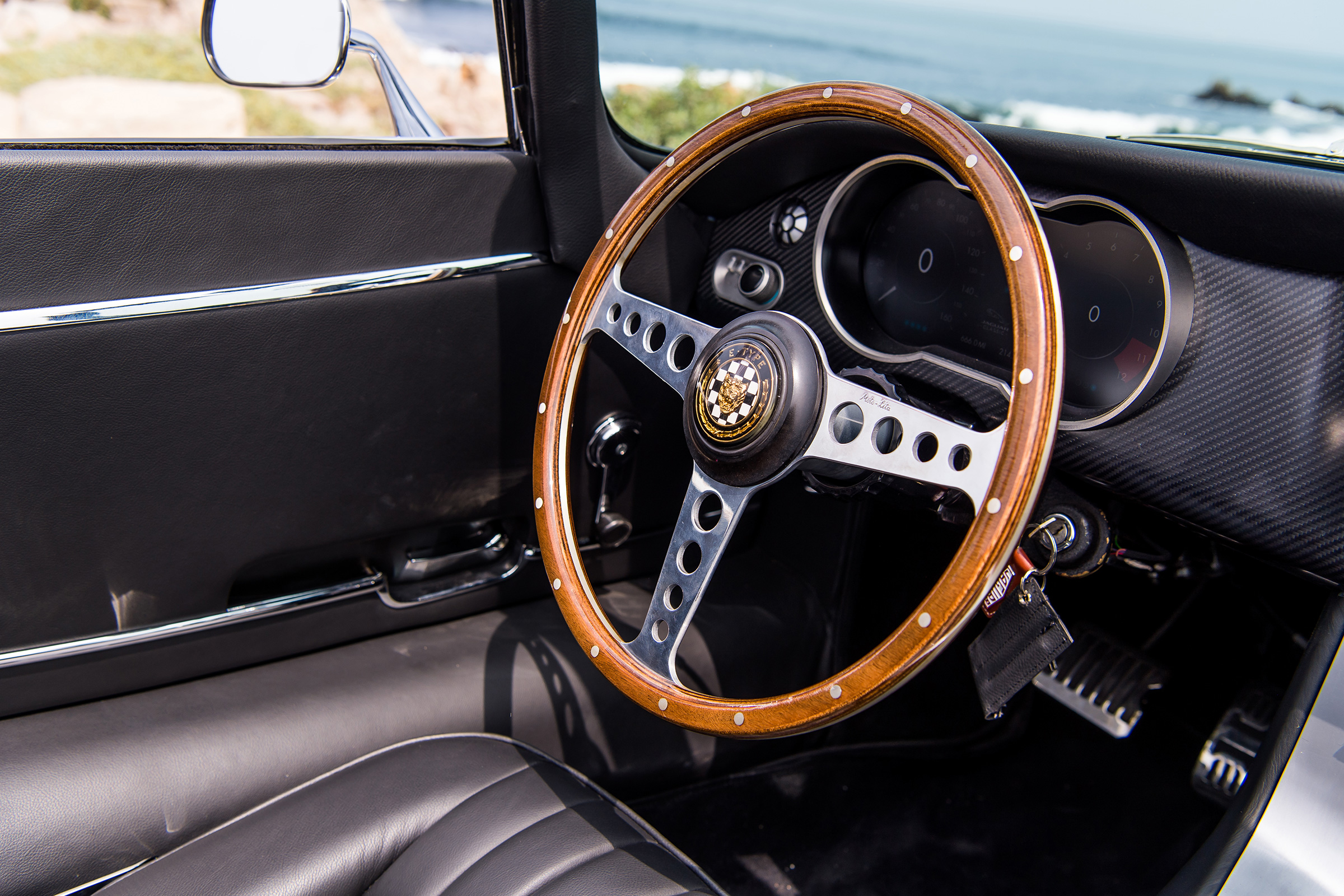 Jaguar E-Type Zero prototype - steering wheel