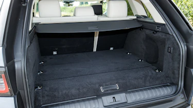 Range Rover Sport P400e - boot