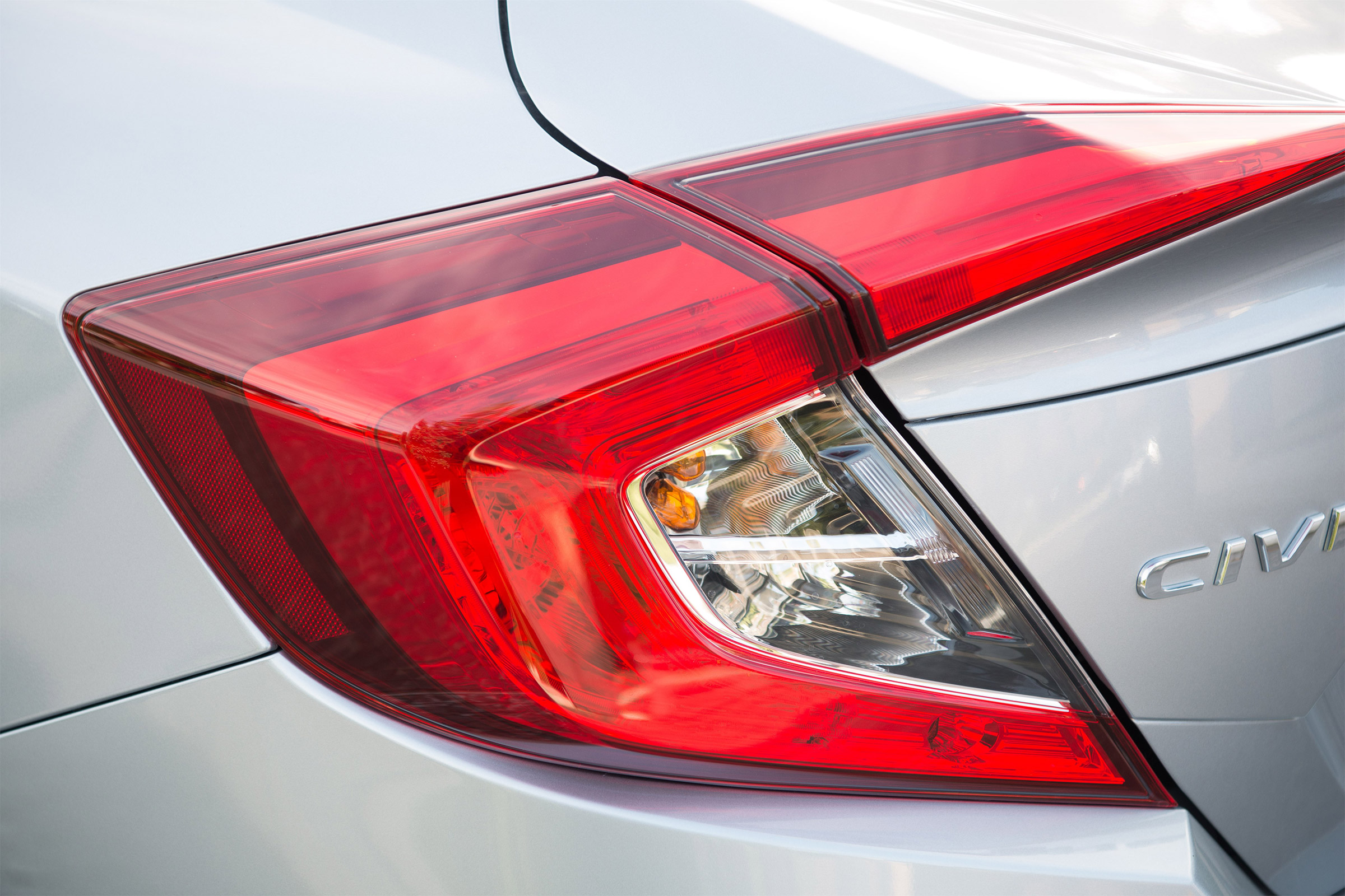 Honda Civic Saloon - rear light
