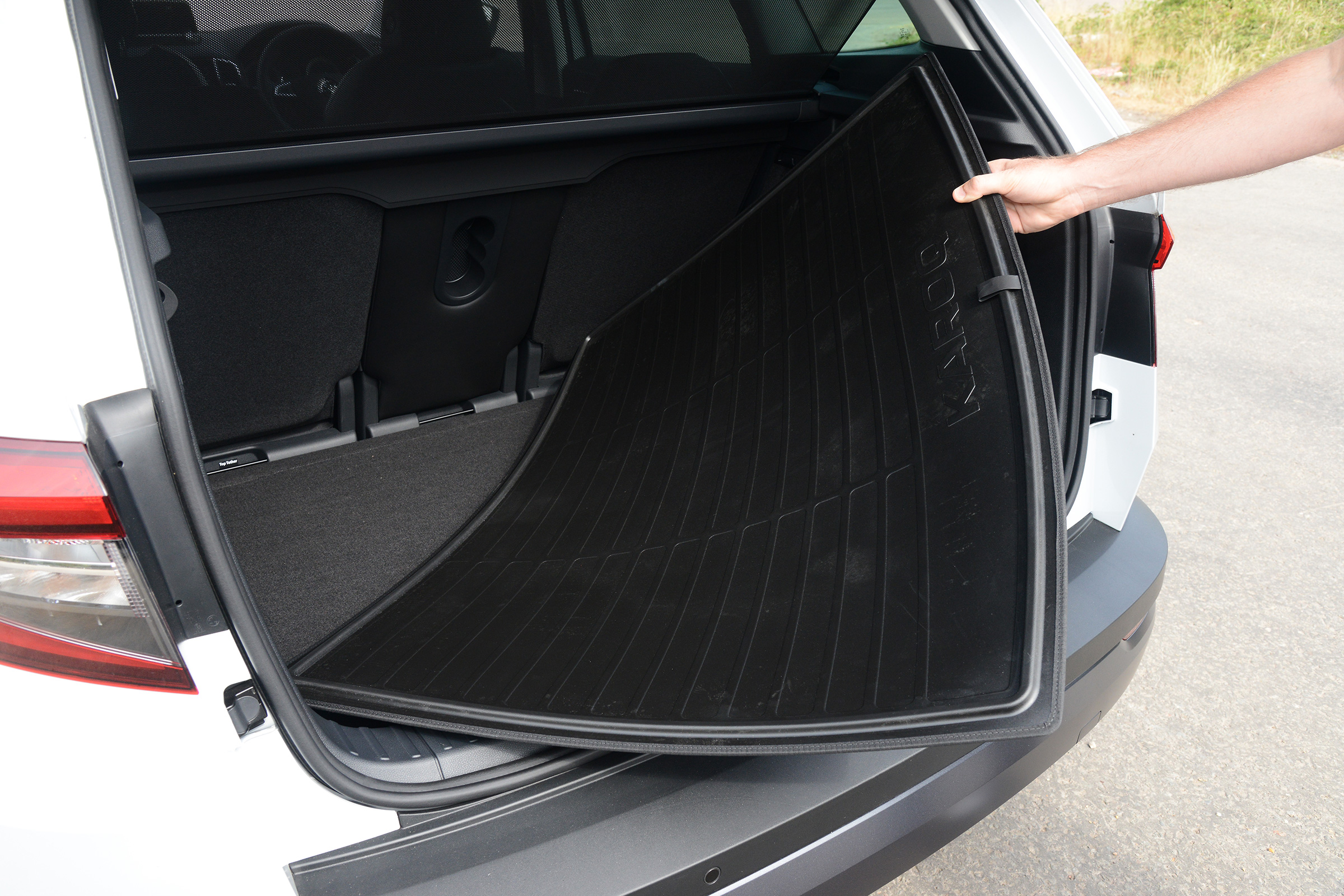 Skoda Karoq - boot feature