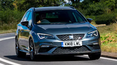 SEAT Leon ST Cupra 300 Carbon Edition - front