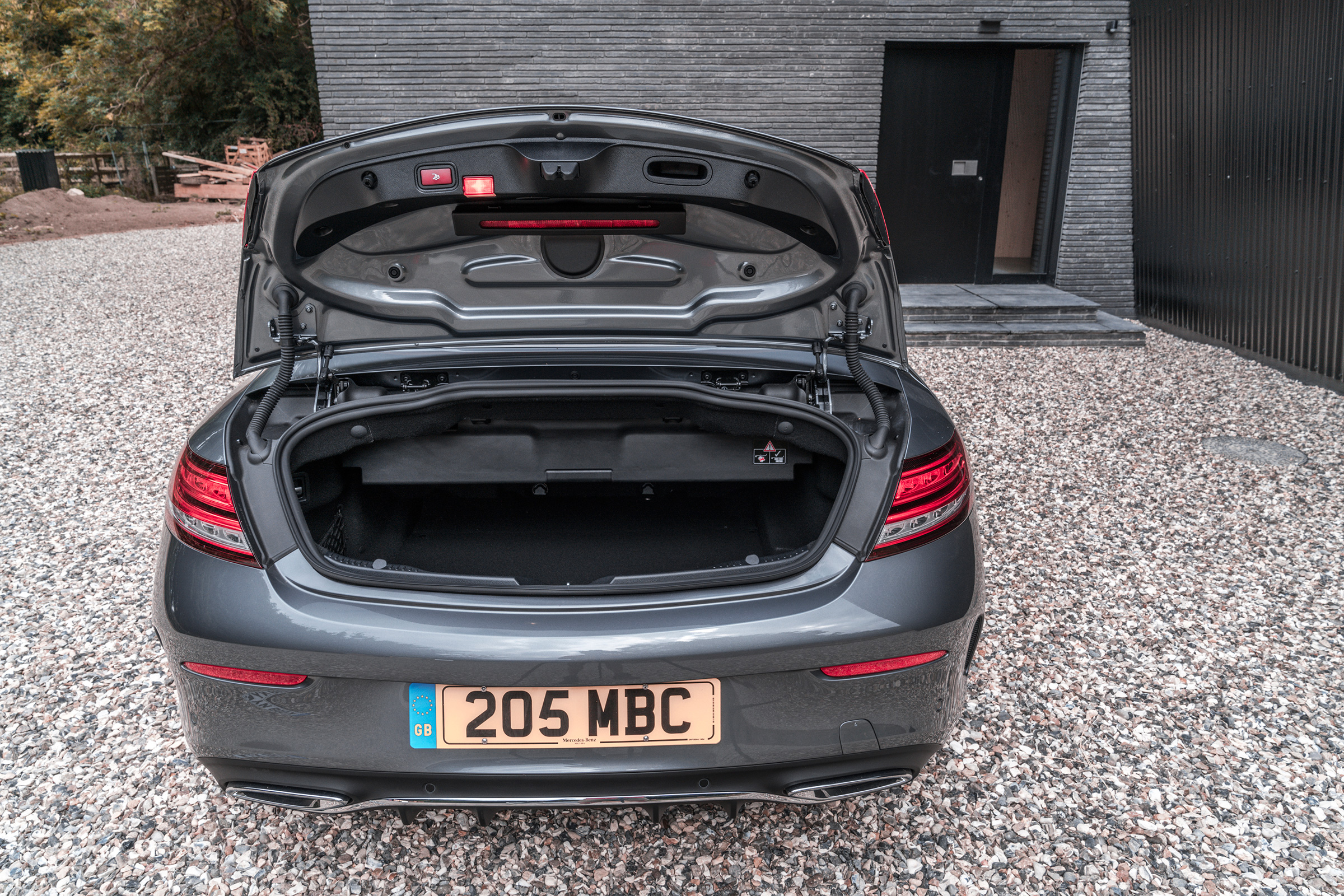 Mercedes C-Class Cabriolet - boot