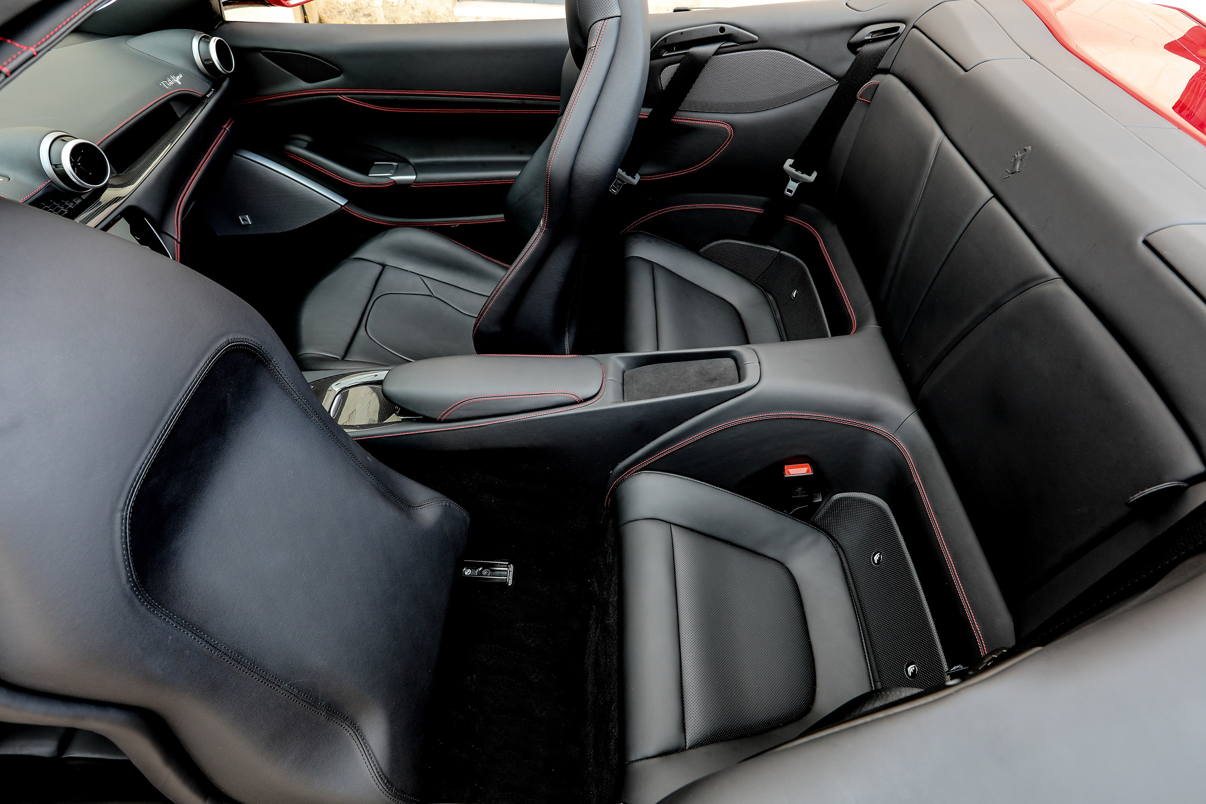 Ferrari Portofino - rear seats