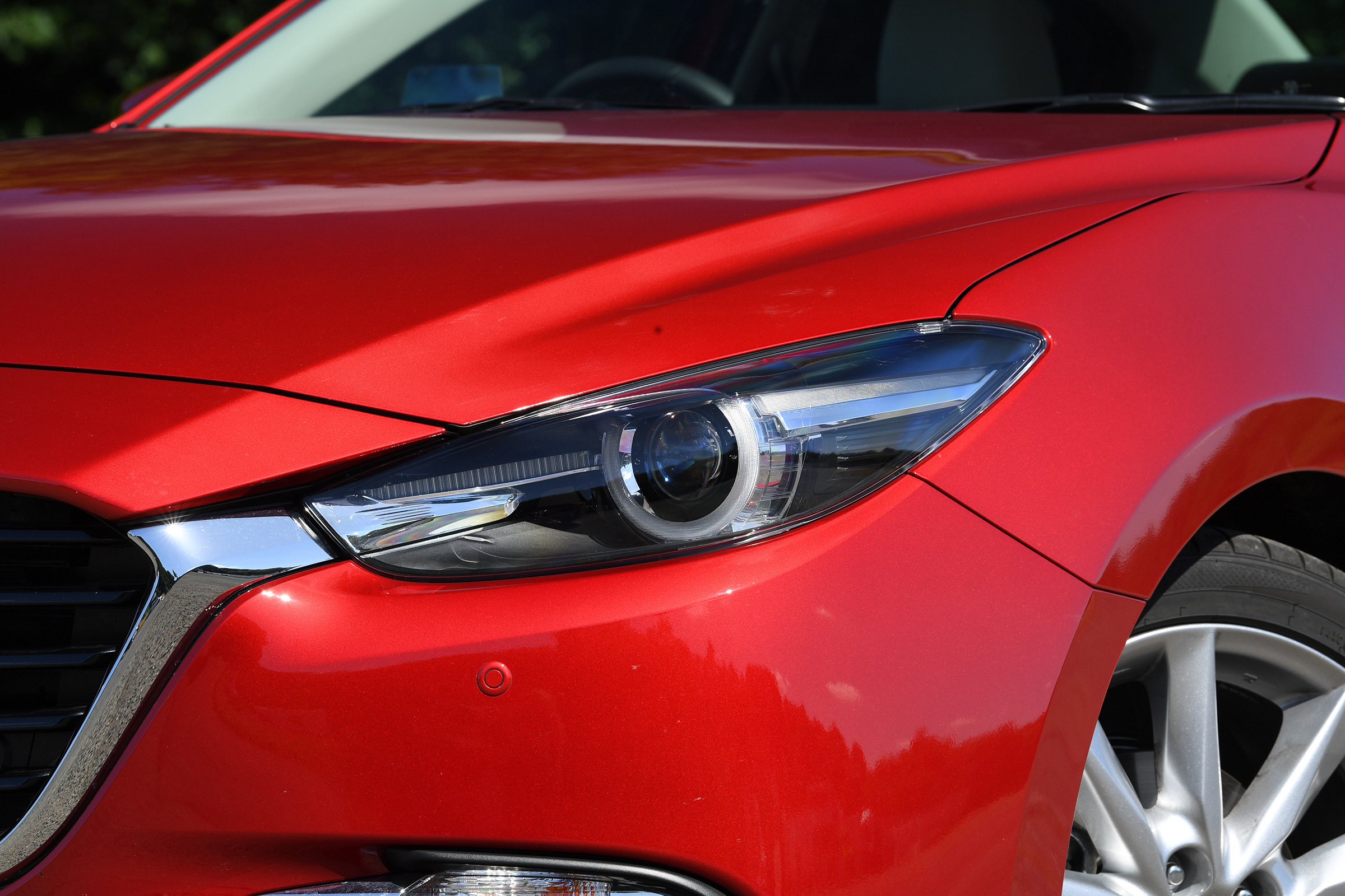 Mazda 3 Fastback - headlight