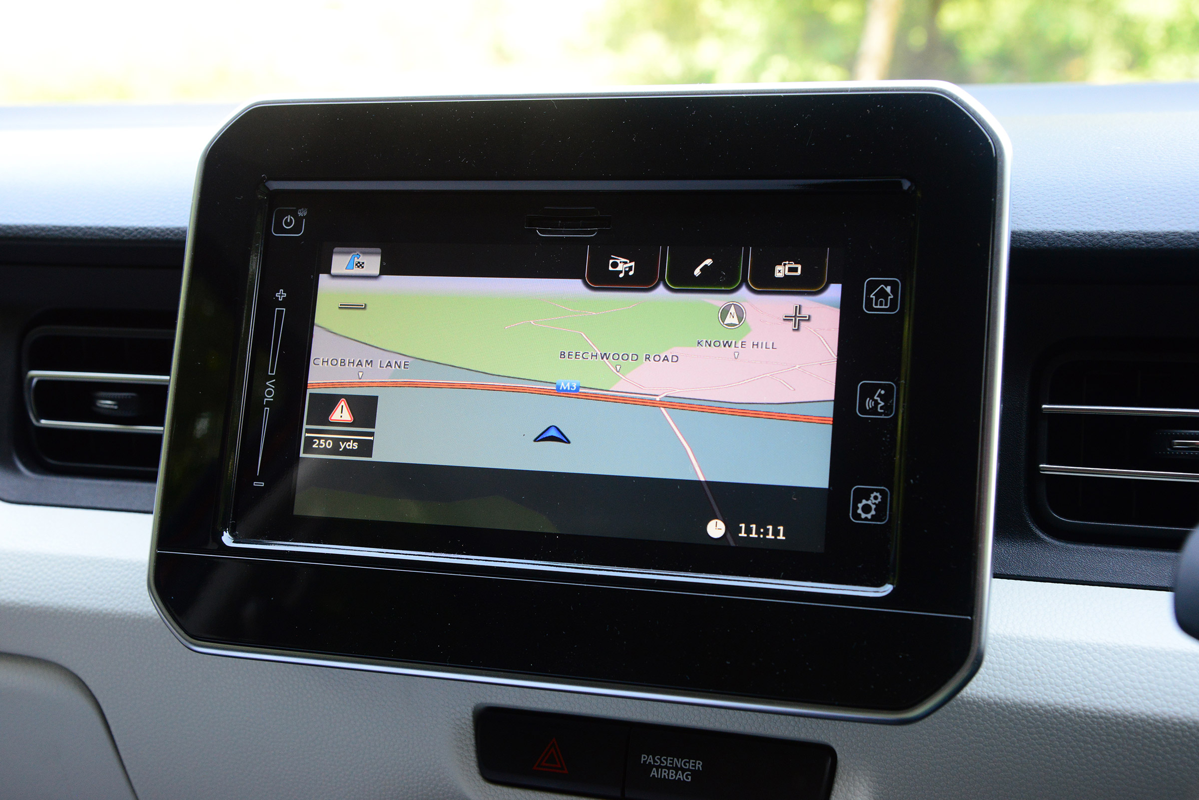 Suzuki Ignis - infotainment screen