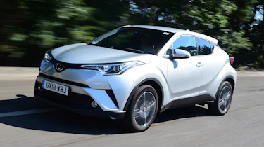 Toyota C-HR - front