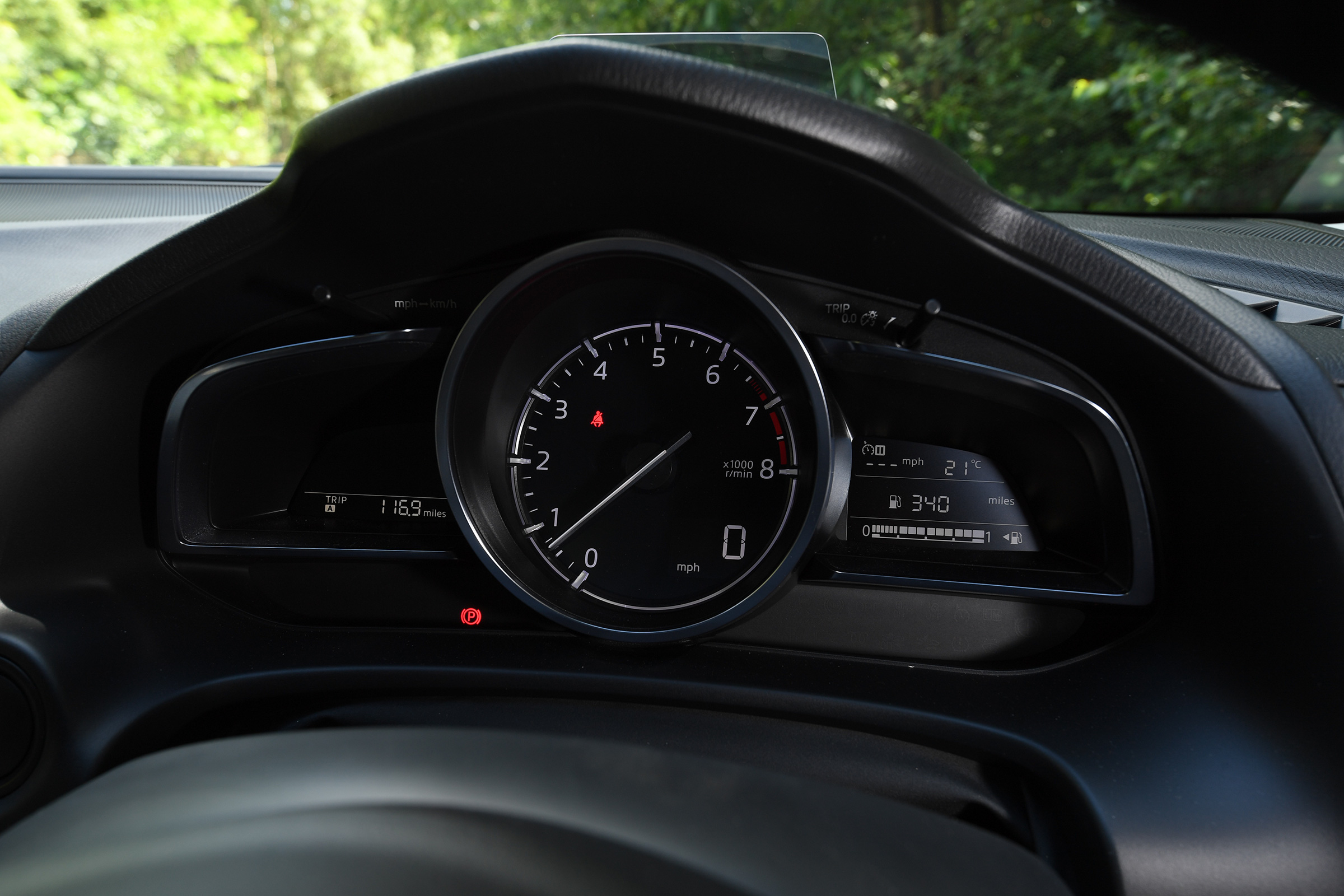 Mazda 3 Fastback - speedo