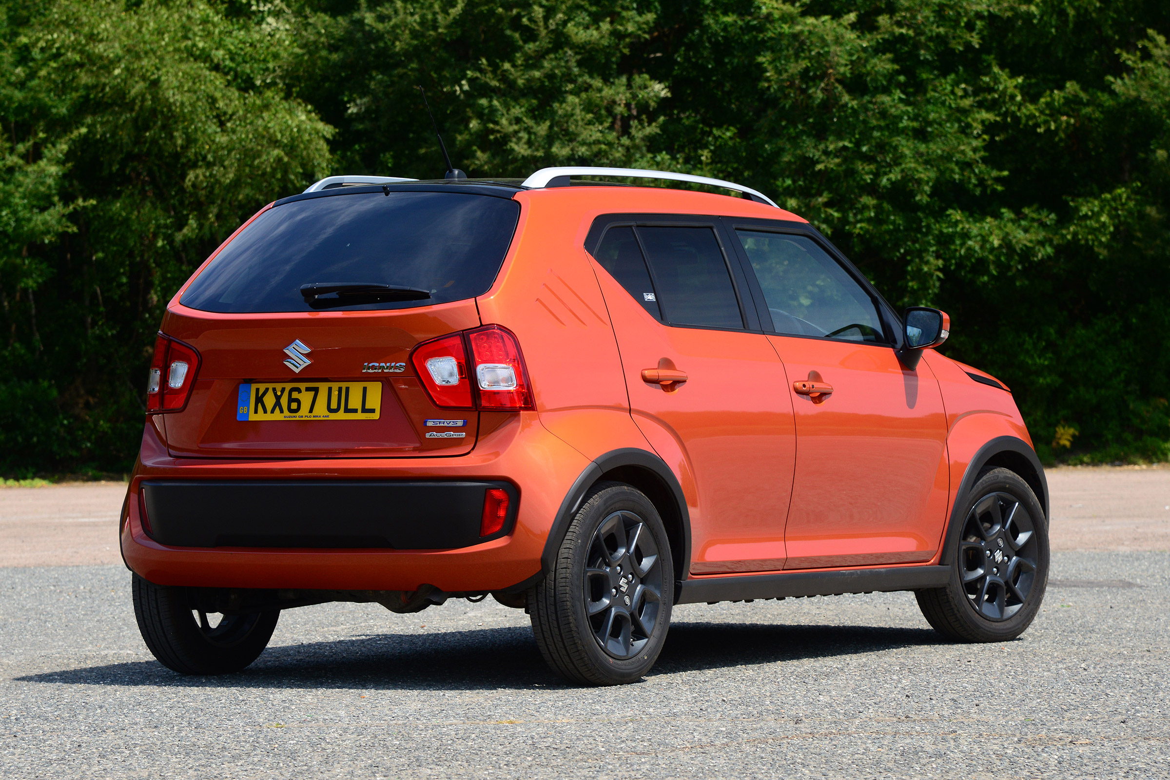 Suzuki Ignis - rear static