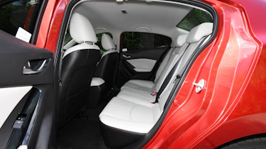 Mazda 3 Fastback - back seats