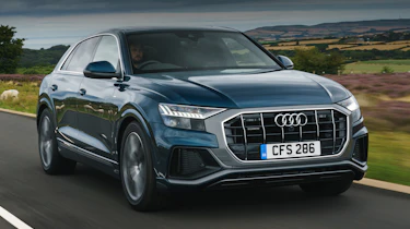 Audi Q8 - front